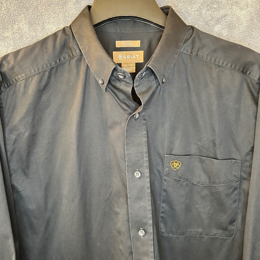 Ariat Mens XL Black Fitted Solid Twill Long Sleeve Button Down Shirt Embroidered